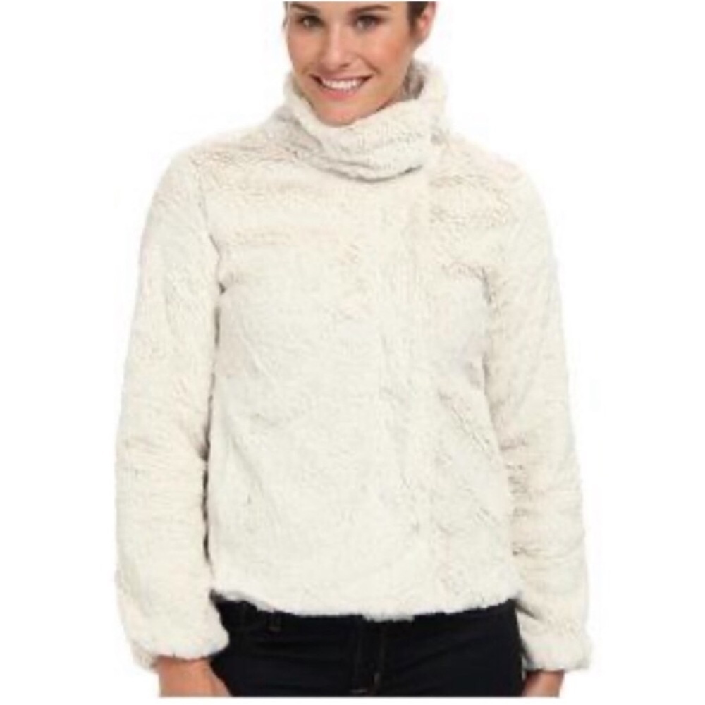 Patagonia Pelage fleece jacket Cream color